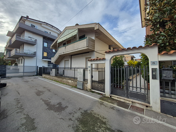 Trilocale Tortoreto Lido Via Michetti - Trattabile