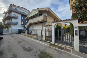 Trilocale Tortoreto Lido Via Michetti - Trattabile