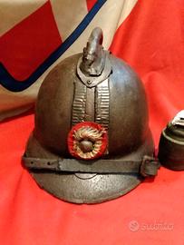 Elmetto C.C.R.R. M14. Originale con fregio raro 