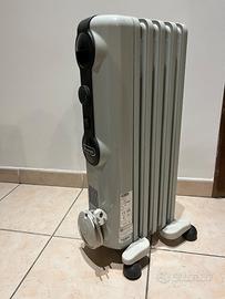 Radiatore a olio /termosifone De Longhi 5 elementi