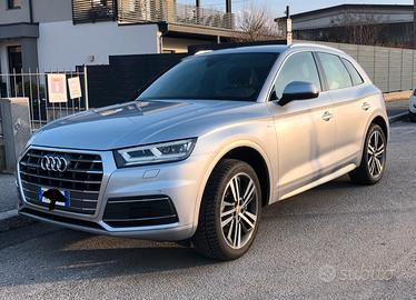 Audi Q5 quattro S Tronic S-Line