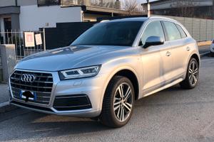 Audi Q5 quattro S Tronic S-Line