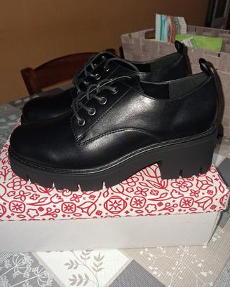 Scarpe stringate donna n. 39