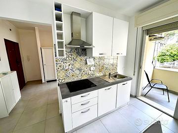 Rif.v109 Follonica, a 100 metri dal mare