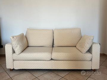 Divano 2 posti