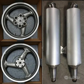 Accessori parti originali Ducati Monster