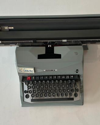 Macchina da scrivere Olivetti 82 Diaspron, 1960