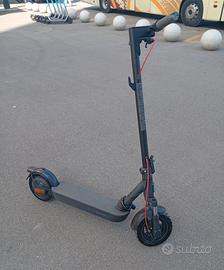 trattabile Monopattino Xiaomi 5 