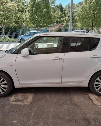 SUZUKI SWIFT 4X4 GPL