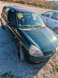 Renault Clio 1,200 marciante 