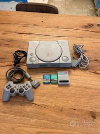 PlayStation 1 SCPH-7502 + action replay