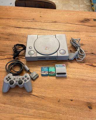 PlayStation 1 SCPH-7502 + action replay