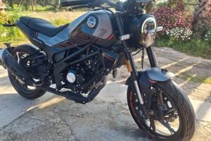 Moto Benelli Leoncino 