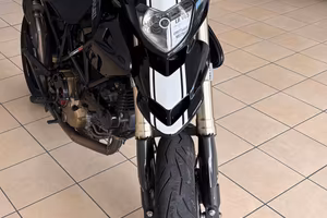 Ducati Hypermotard 1100 1100S