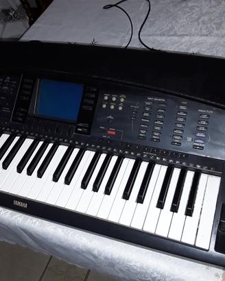 Piano Arranger Yamaha psr 7000 - non si accende