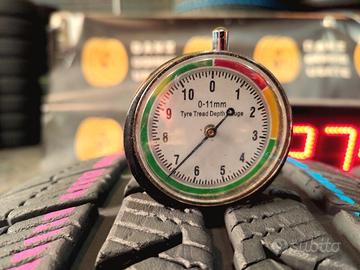 BARUM 4 GOMME INVERNALI 235 60 18 AL 85/90%