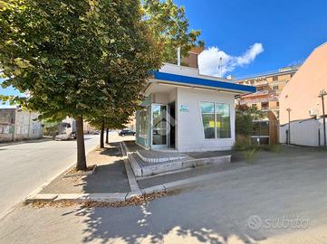 NEGOZIO A SAN SEVERO