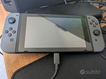 Nintendo Switch + Zelda BotW + Tears of the Kingdo