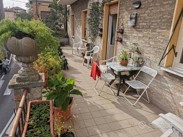 Centro ampio trilocale con terrazzone