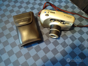 Macchina fotografica Yashica