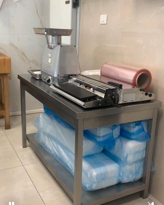 arredamento intero per macelleria
