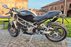 Ducati Monster S4R Race Cafè perfetta da vetrina