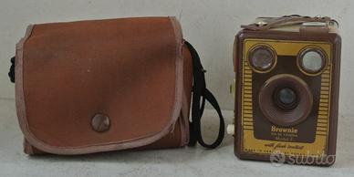 Fotocamera scatola BOX KODAK BROWNIE SIX-20 f