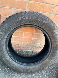 Gomme 4 stagioni 185/65 R15