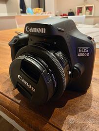 Canon 4000D con due obiettivi  24mm 2.8 e 18-105 