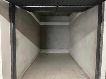 Garage di 10 mq zona Pitz'e Serra