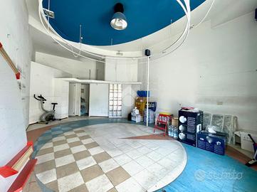 NEGOZIO A FRANCAVILLA AL MARE