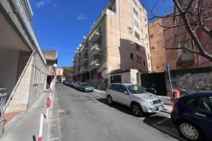 3 LOCALI A CATANIA