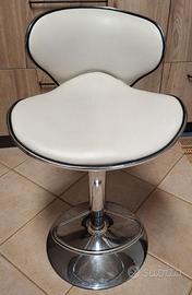 Sgabello girevole modello Amarillo