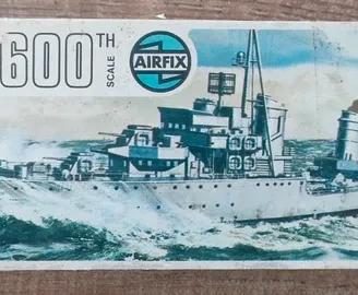 Airfix model kit 600th scale 2 ship & 1 vintage bo