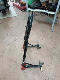 cavalletto posteriore moto