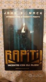 Libro "RAPITI - Incontri con gli alieni"