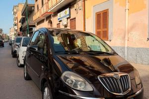 Lancia Musa 1.4 16V GPL 