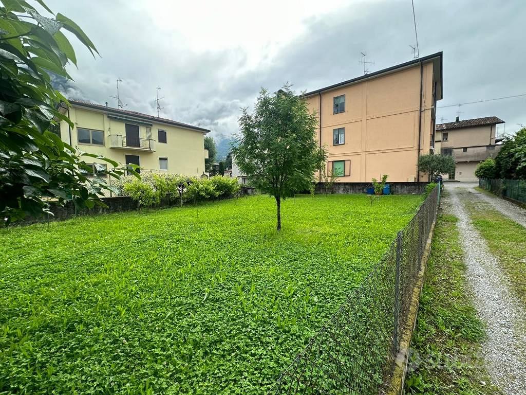 Terreno di 1100 m² a Vercurago - Altro