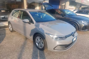 VOLKSWAGEN Golf 2.0 TDI DSG SCR Life