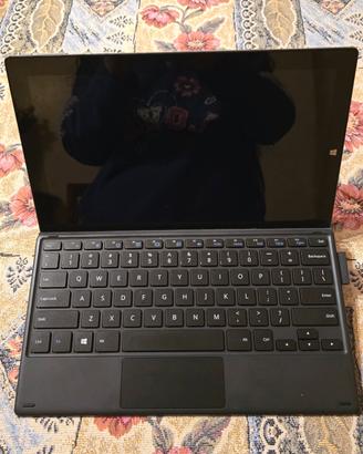 Chuwi UBook, con tastiera e penna