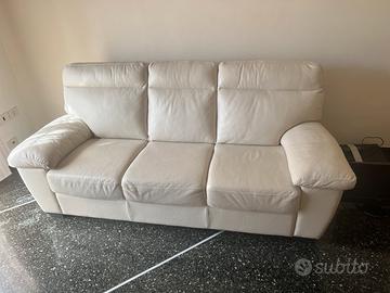 DIVANO in pelle Natuzzi come nuovo