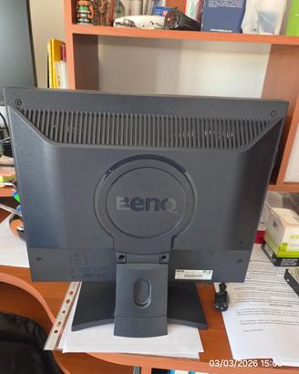 Monitor LCD 17 pollici