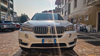 X5 F15 xdrive25d Experience 231cv
