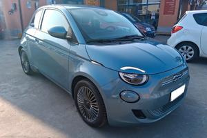 Fiat 500 500e Berlina 42 kWh Icon (349)
