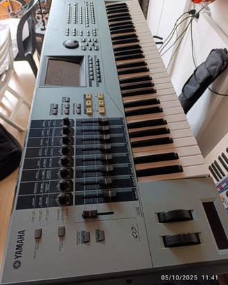 Yamaha motif xs 6
