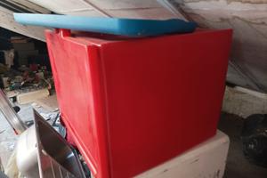 Baule porta pizze per scooter