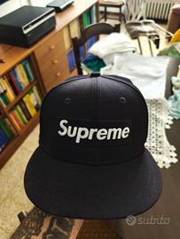 Cappellino Originale Supreme x New Era x Playboy