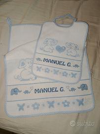 Coordinato bavaglino più asciugamano asilo 