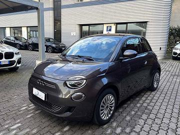 FIAT 500 42 kWh ACTION ADATTA X NEOPATENTATI PAR