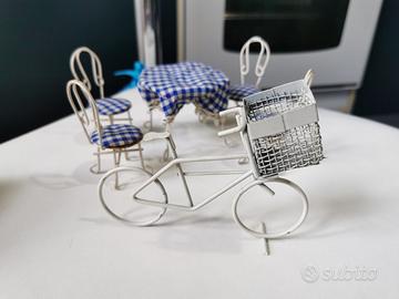 Lotto miniature in metallo laccato bianco